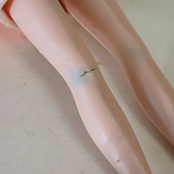 Vintage (70s) Dawn doll set and case - 5 dolls with extra clothes and mannequins - Picture 6 of 10